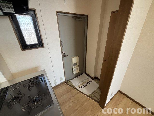 ＦＫビルの玄関