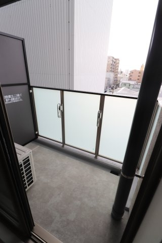 【バルコニー】 | カーサレグラス城東セントラル