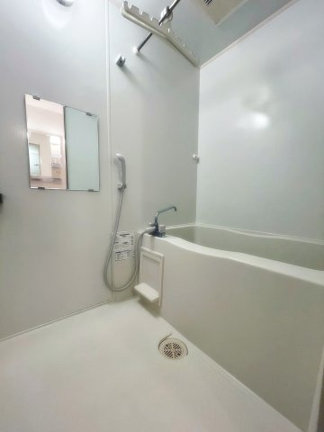 グリーンエイト小林の浴室