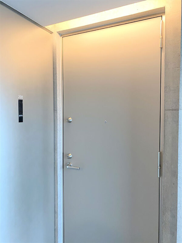 ｔａｌｉｅｓｉｎ　ＣＹの玄関