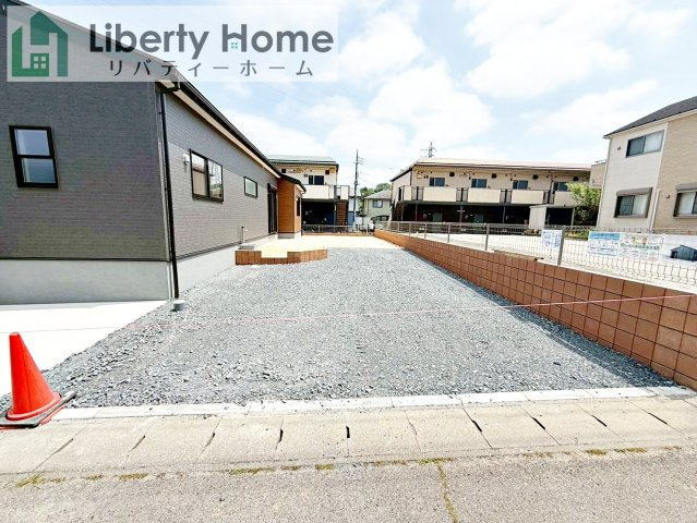 第1土浦市木田余東台　新築戸建　2号棟の駐車場