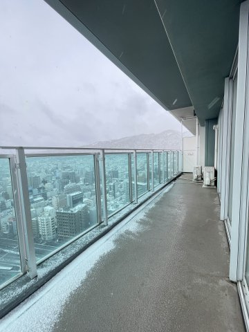 シティタワー神戸三宮のバルコニー