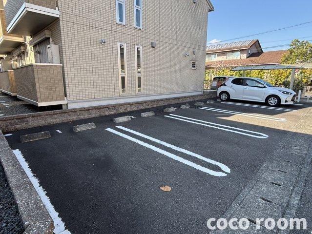 スカイハイツＴＭの駐車場