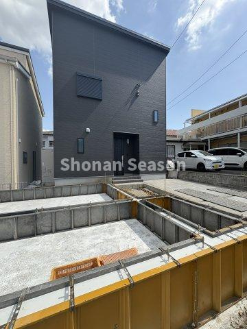【外観】 | 小田急小田原線「座間駅」徒歩15分の新築戸建♪
安心の歩道付きの整備されたバス通りに面した立地♪
