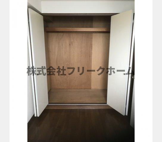 小金井市緑町５丁目の賃貸マンションの収納