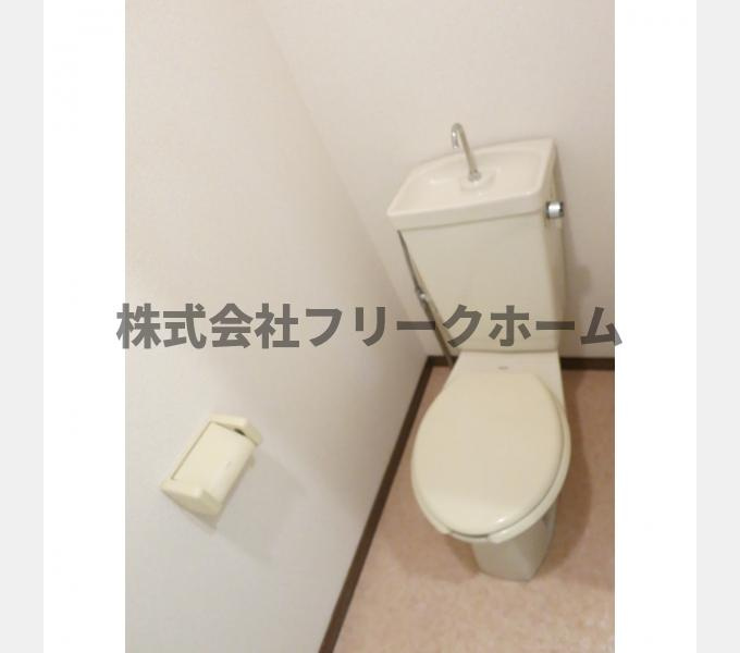 小金井市緑町５丁目の賃貸マンションのトイレ