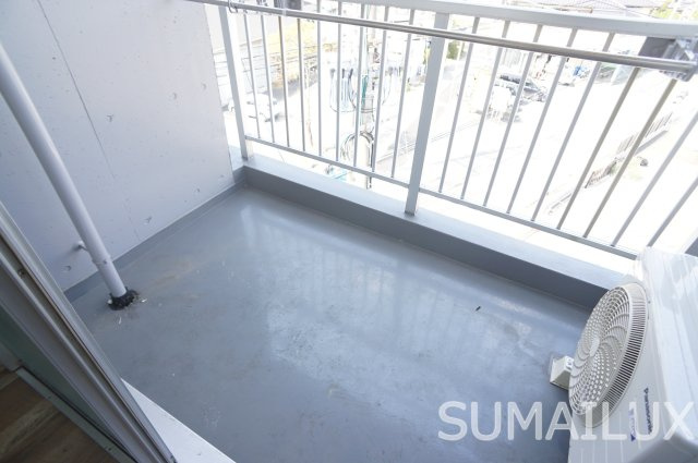 熊本市南区十禅寺２丁目の賃貸マンションのバルコニー