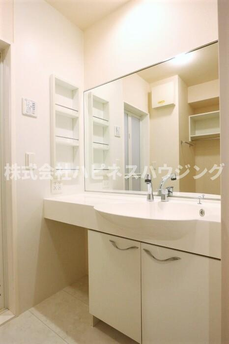 レガーメの独立洗面台