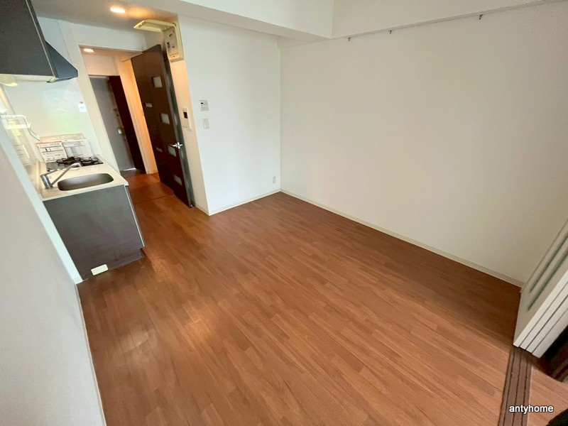 アーデン四ツ橋プライマリーワン　仲介手数料無料の居間・リビング