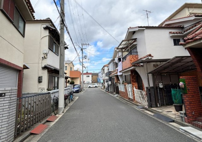 【前面道路含む現地写真】 | 八尾市高砂町二丁目　中古戸建
