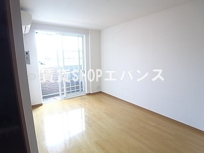  | エスト・アヴォアール