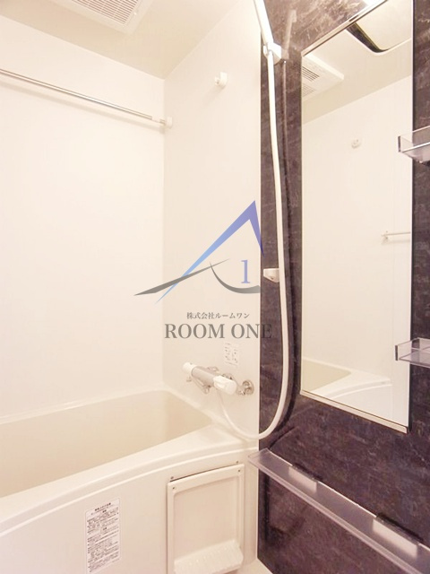 リブリ・ラ・ヴィータ 大島の浴室|お風呂です。