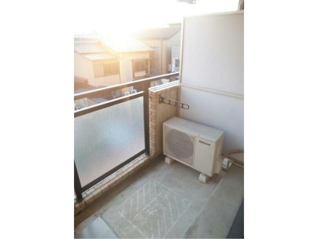 ジュネス神屋町のバルコニー