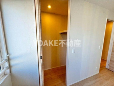 【収納】 | White Oak | 別部屋の写真となります。現況優先