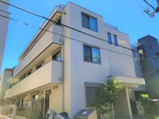 フォーマラウト