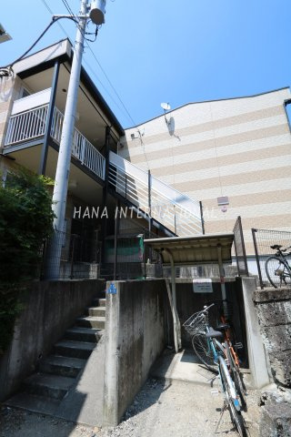 メゾンドウエストの外観