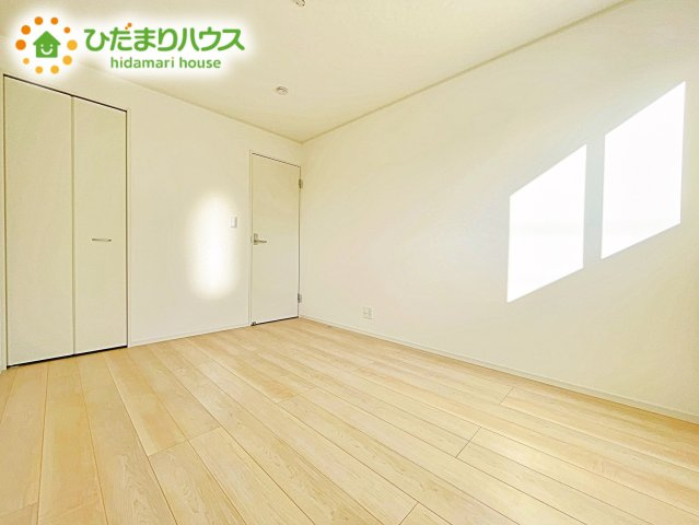 【洋室】 | ひたちなか市高野第7　新築戸建 | ご家族様一人ひとりの大切なプライベート空間。シンプルなデザインなので、趣味・感性で個性的に飾ることができます♪