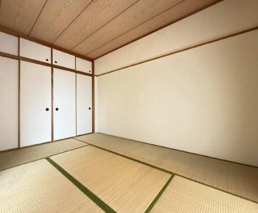 エスポア曙の和室