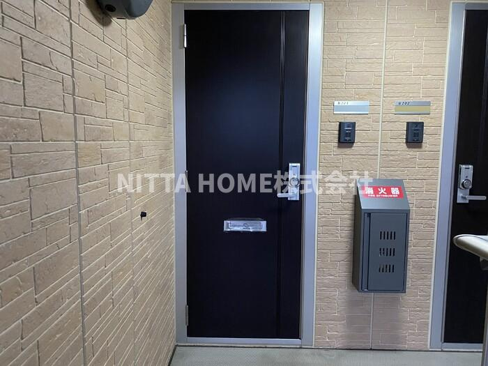 カサ・マールＫ　B棟のその他|カードキーを採用した玄関です◇