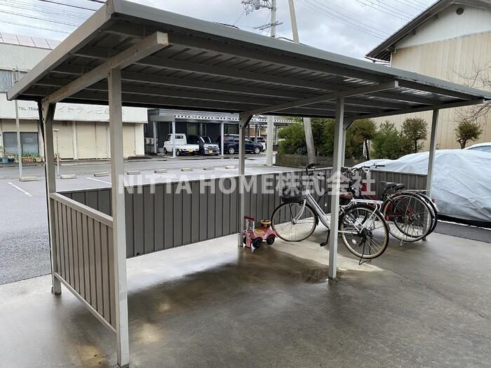 カサ・マールＫ　B棟のその他共用部分|屋根付きの駐輪場も確保★