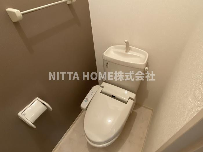 カサ・マールＫ　B棟のトイレ|温水洗浄付きのトイレです◇