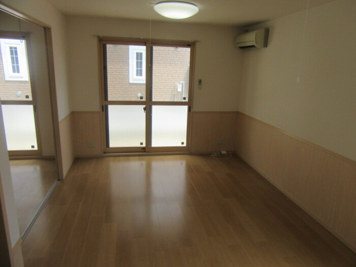 シャルマン若杉　Ａの居間・リビング