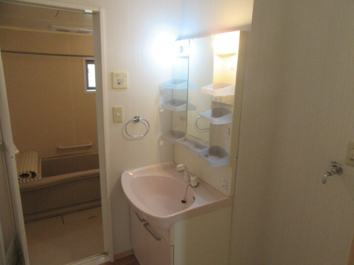 シャルマン若杉　Ａの洗面所