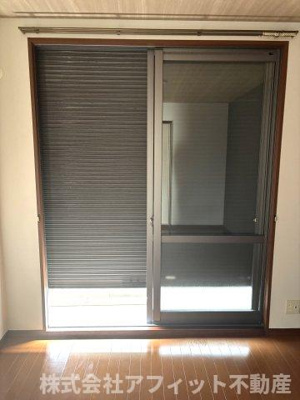 【設備】 | カーレントティエラB棟 | 雨戸シャッター