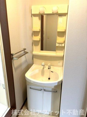 【洗面所】 | カーレントティエラB棟 | 洗髪洗面化粧台