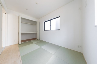 【和室】 | 鈴鹿市桜島町7丁目《1号棟》 | 洋室和室