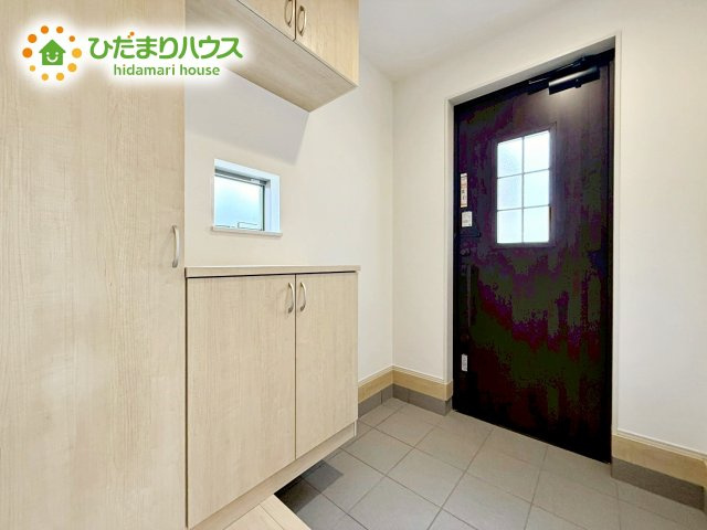 【玄関】 | ひたちなか市平磯町5567番　新築戸建 | 家族の靴をたっぷり収納！大型シューズクローゼット付き(^^♪