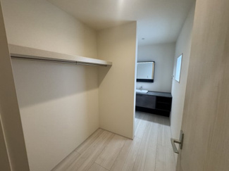 【収納】 | 与那原町与那原　第4（全2棟）1号棟 | 1号棟　ファミリークローク付き♪（WIC×2ヶ所）