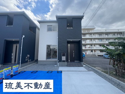 【外観】 | 与那原町与那原　第4（全2棟）1号棟 | 1号棟　並列駐車2台完備♪