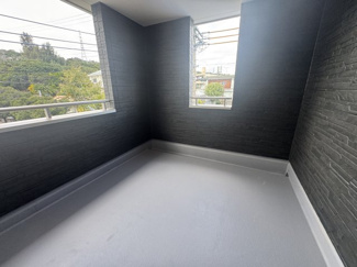 【バルコニー】 | 与那原町与那原　第4（全2棟）1号棟 | 1号棟　2階ホールからバルコニー出入り可♪