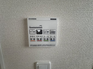 【設備】 | 与那原町与那原　第4（全2棟）1号棟 | 1号棟　浴室換気乾燥機付き♪