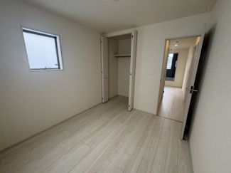 【洋室】 | 与那原町与那原　第4（全2棟）1号棟 | 1号棟　洋室5.2帖＋CL付き♪