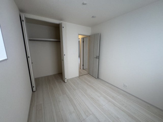 【洋室】 | 与那原町与那原　第4（全2棟）1号棟 | 1号棟　洋室5.2帖＋CL付き♪