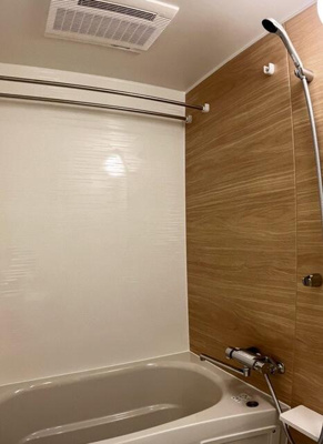 【浴室】 | パークアクシス東陽町レジデンス | ※写真は同タイプ住戸です。 