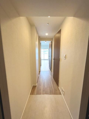 【玄関】 | パークアクシス東陽町レジデンス | ※写真は同タイプ住戸です。 