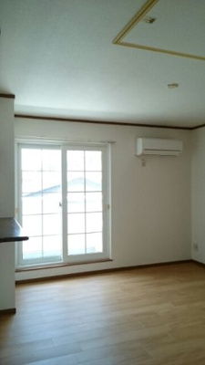 【居間・リビング】 | ア・ラ・モード小坂Ｂ | 使いやすいリビングです