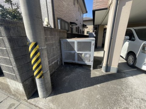 エキスパートⅡの駐車場