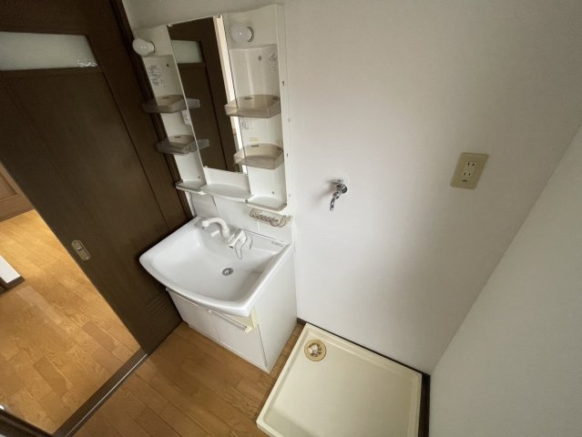 エキスパートⅡの洗面所