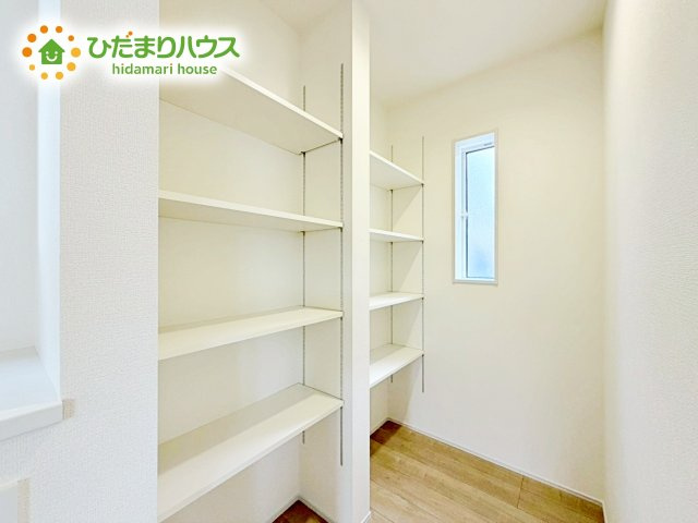 【収納】 | 水戸市堀町3期　新築戸建 | パントリー完備で散らかりがちなキッチン回りもラクラクお片付けできちゃいます！(*^-^*)
