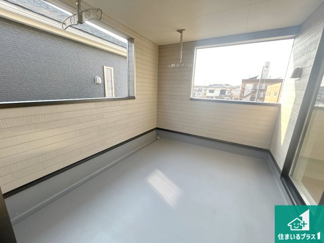 神戸市西区王塚台　第6期　新築一戸建てのバルコニー|ワイドバルコニーは洗濯物を干すスペースが広いのでご家族が多くても安心！