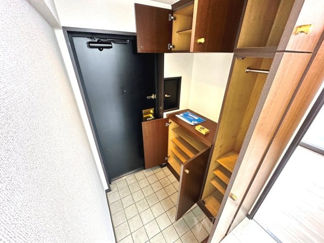 エスポア曙の玄関|イメージ（同建物内別部屋の写真です）