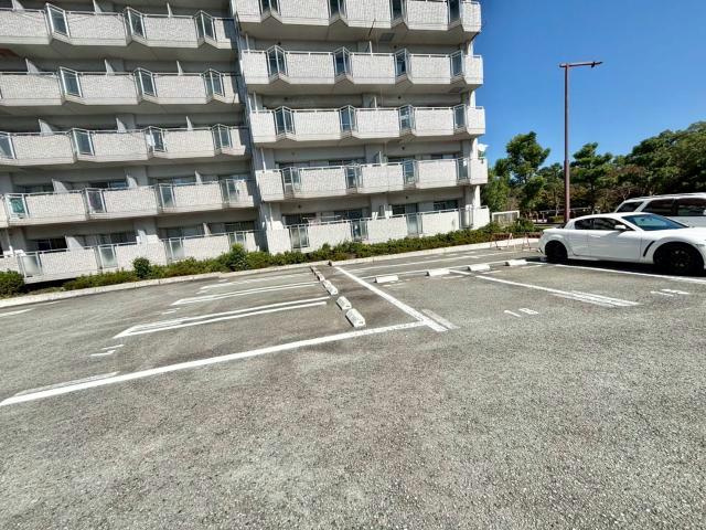 サニーガーデンの駐車場