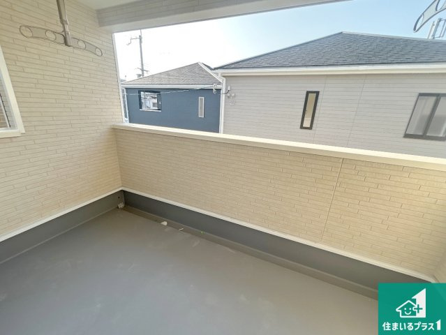 神戸市西区王塚台　第6期　新築一戸建てのバルコニー|ワイドバルコニーは洗濯物を干すスペースが広いのでご家族が多くても安心！