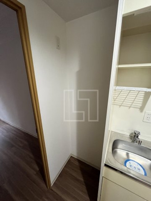 【玄関】 | リアンジェ難波 | リアンジェ難波　冷蔵庫置き場