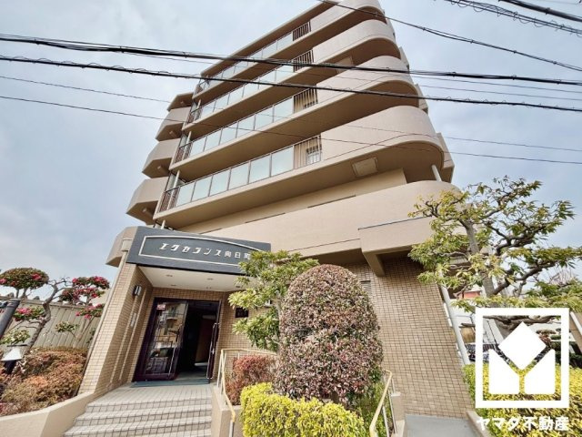 エクセランス向日町の外観