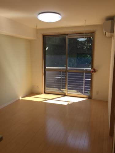 クオーレ光Ⅱの居間・リビング